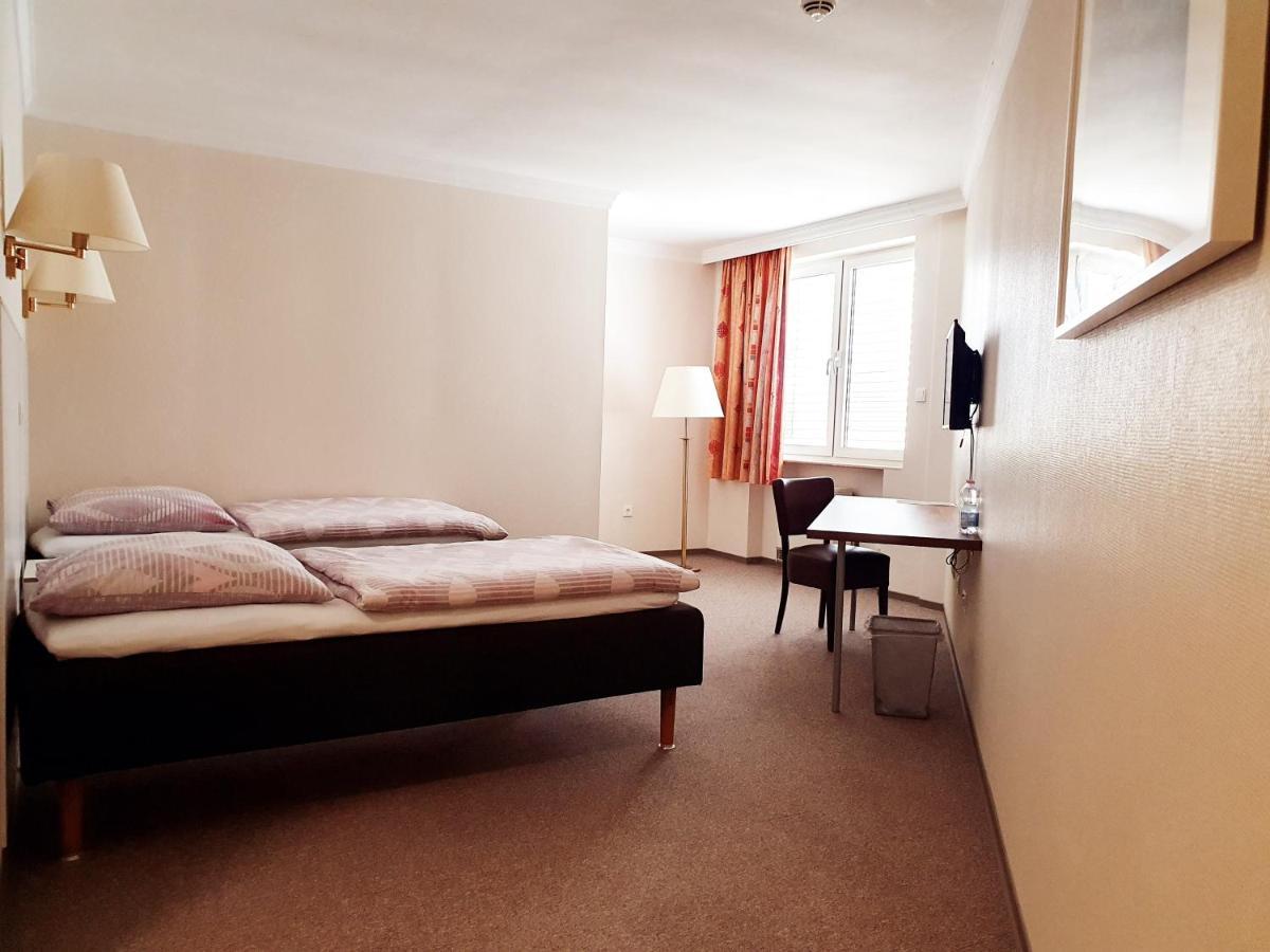 Hotel Pause Hofheim am Taunus Ngoại thất bức ảnh